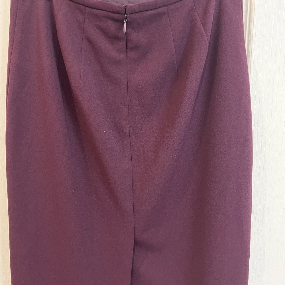 Calvin Klein Pencil Skirt Size 2 in Deep Purple Business/Professional Style - Picture 2 of 7